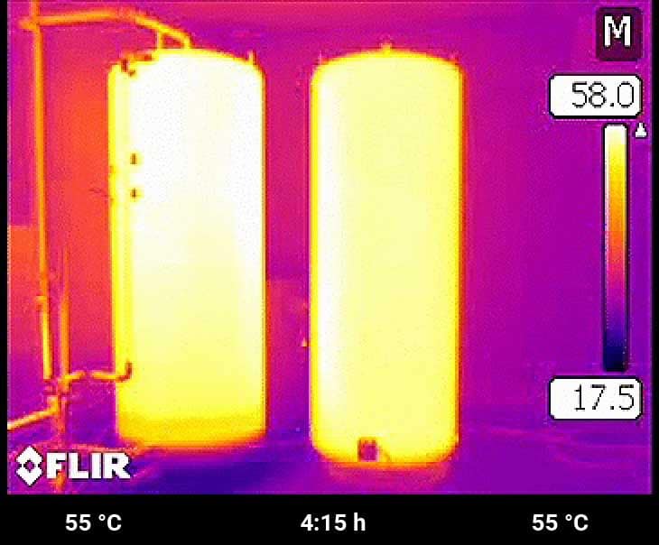 Geschafft! Beide Speicher sind nun nach gut 4 h gleich warm. Beim Schichtspeicher mit E-Heat stand das erste warme Duschwasser jedoch bereits nach 10 Minuten zur Verfügung.